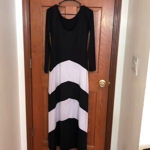 Black & White Long Sleeve Maxi Dress